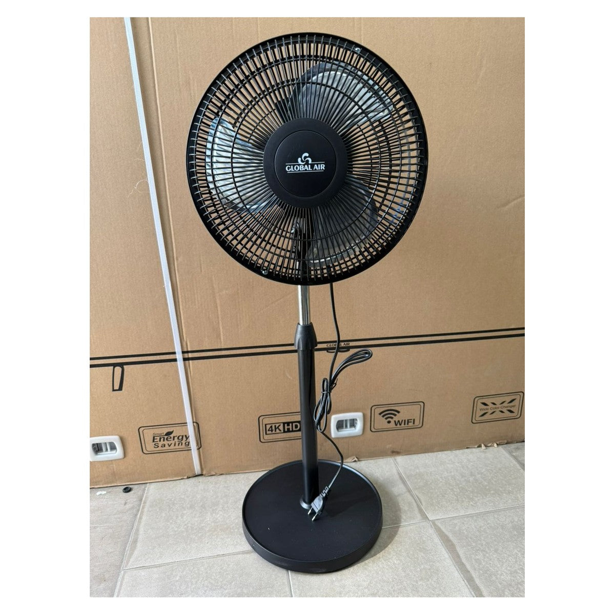 Ventilateur sur pied Global Air 16″ (Noir)